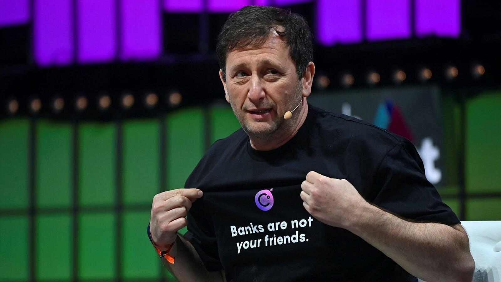 Celsius CEO, Alex Mashinsky wearing a shirt that says banks are not your friends
